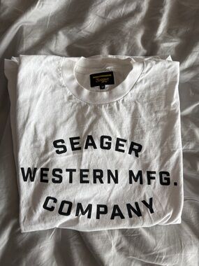 Secret Western Wear T-shirt, men’s medium